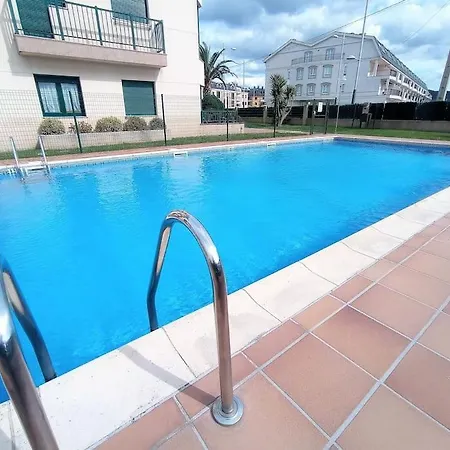 Playa Catedrales Con Piscina Y Terraza Barreiros
