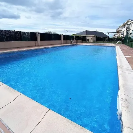 Lejlighed Playa Catedrales Con Piscina Y Terraza
